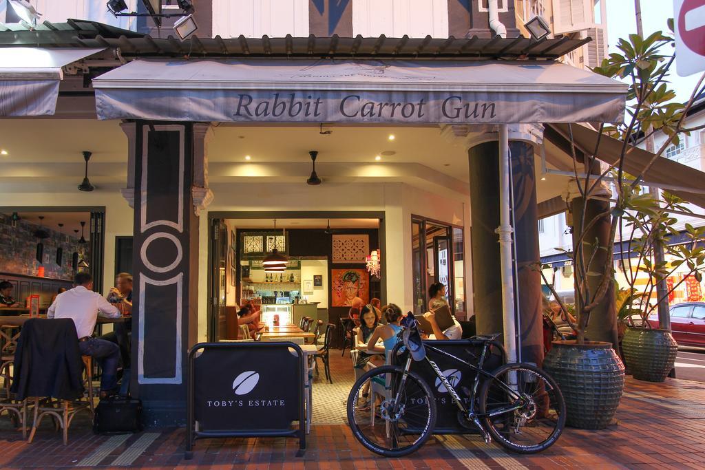 Rabbit Carrot Gun Aparthotel Singapore Exterior photo