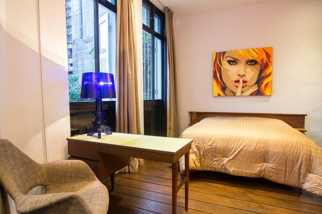 Rabbit Carrot Gun Aparthotel Singapore Room photo
